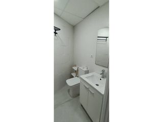 Piso en alquiler en Los Ángeles - Cruz de Caravaca en Almería