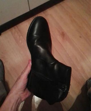 Botas negras de mujer