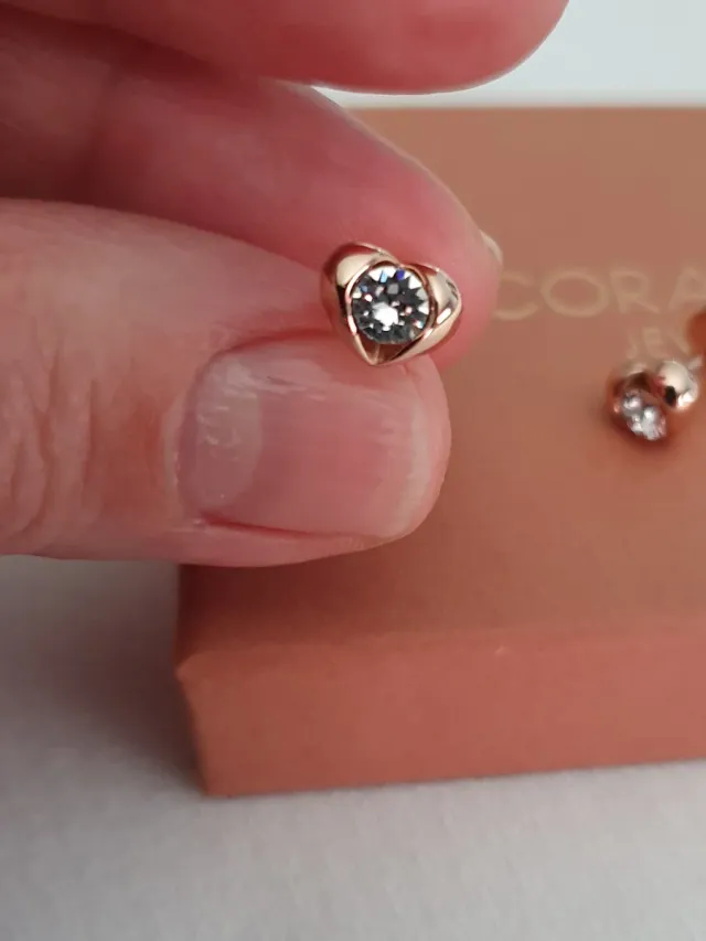 Pendientes ORO ROSA y SWAROVSKIS. REGALO NAVIDAD.