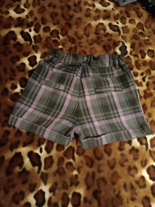 Pantalón corto invierno niña cuadros