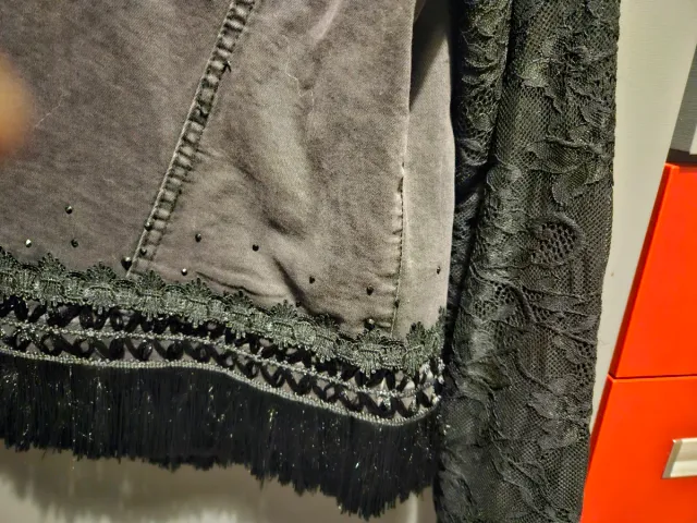 Chaqueta Desigual Negra T42