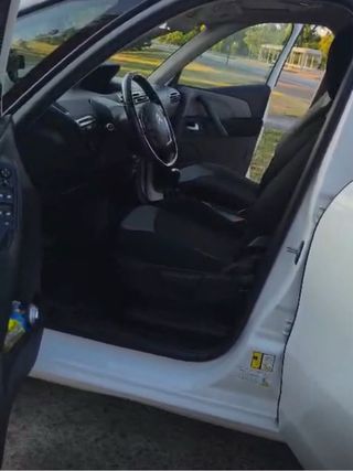 se vende por viaje Citroen C4 Picasso 2015