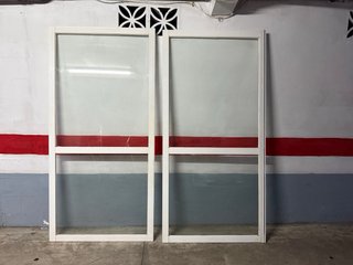 Cristalera Salón Corredera Blanca