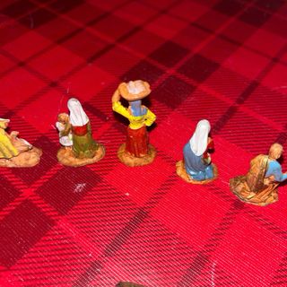 Statuine presepe resina 8pz