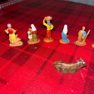 Statuine presepe resina 8pz
