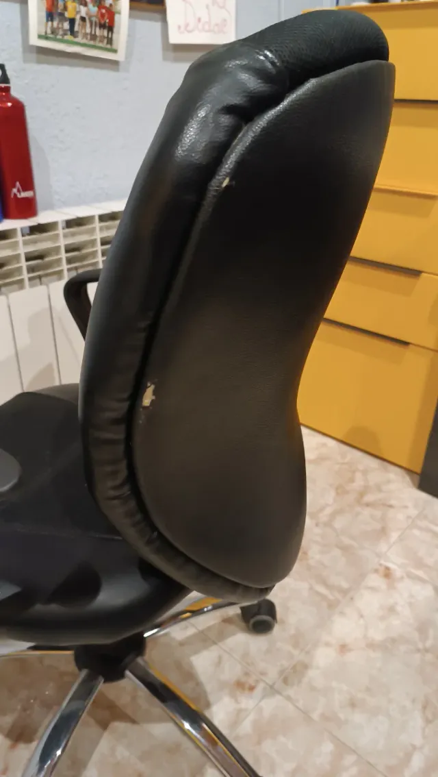 Silla de escritorio negra