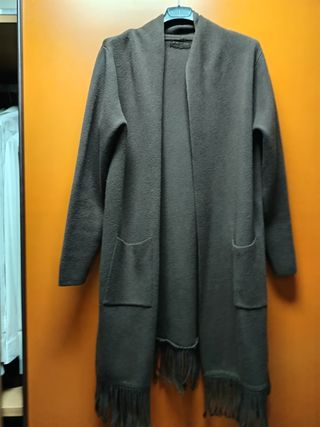 Cardigan marrone con frange