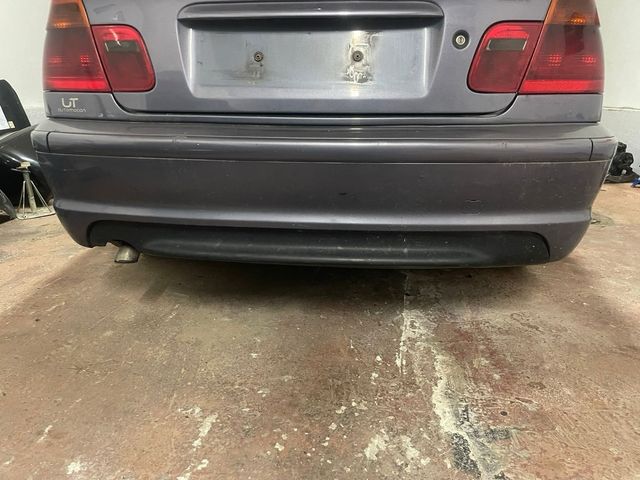 Parachoques tras original pack M bmw e46 berlina