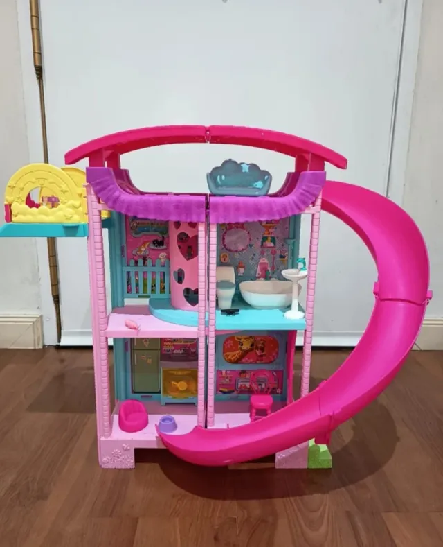 Barbie Chelsea Casa de Muñecas con Accesorios