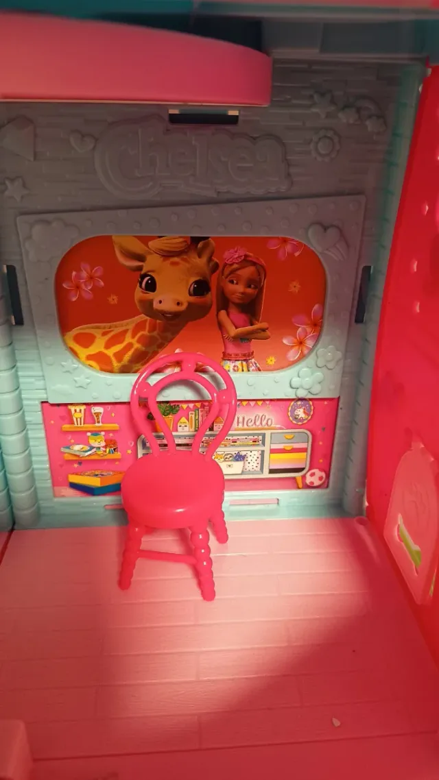 Barbie Chelsea Casa de Muñecas con Accesorios