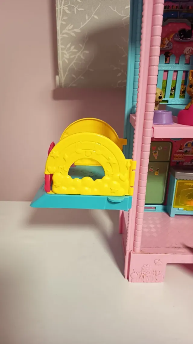 Barbie Chelsea Casa de Muñecas con Accesorios