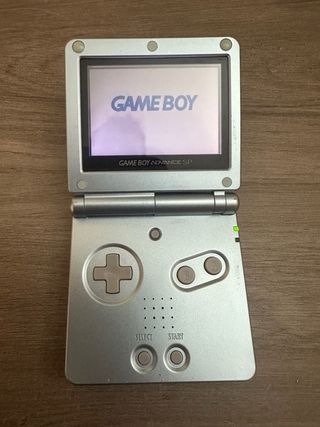 Nintendo Game Boy Advance SP Plata