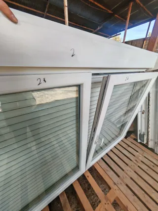 2 ventanas PVC REHAU