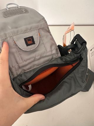 Bolsa Lowepro Compact Courier 70