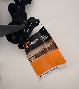Bolsa Lowepro Compact Courier 70