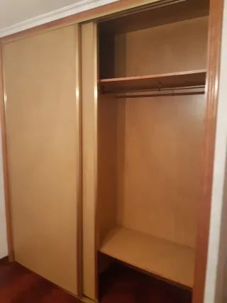 Puertas para armario empotrado. 1x2,33 cada puerta