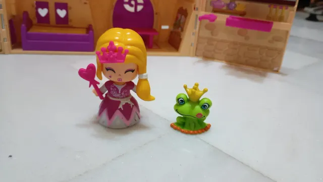 Casa Pinypon con figuras