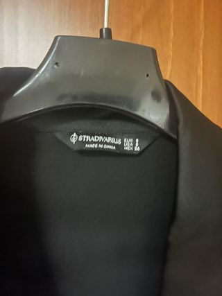 Camicia Stradivarius effetto raso nera donna