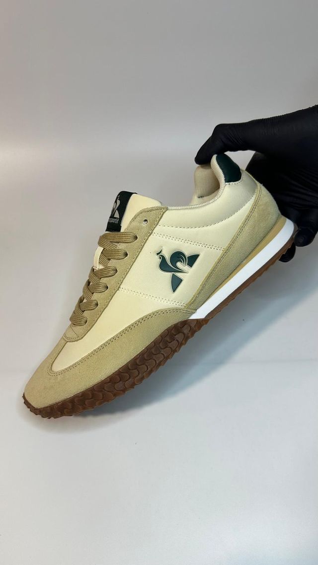 Le Coq Sportif Veloce Beige/Green - Size 43