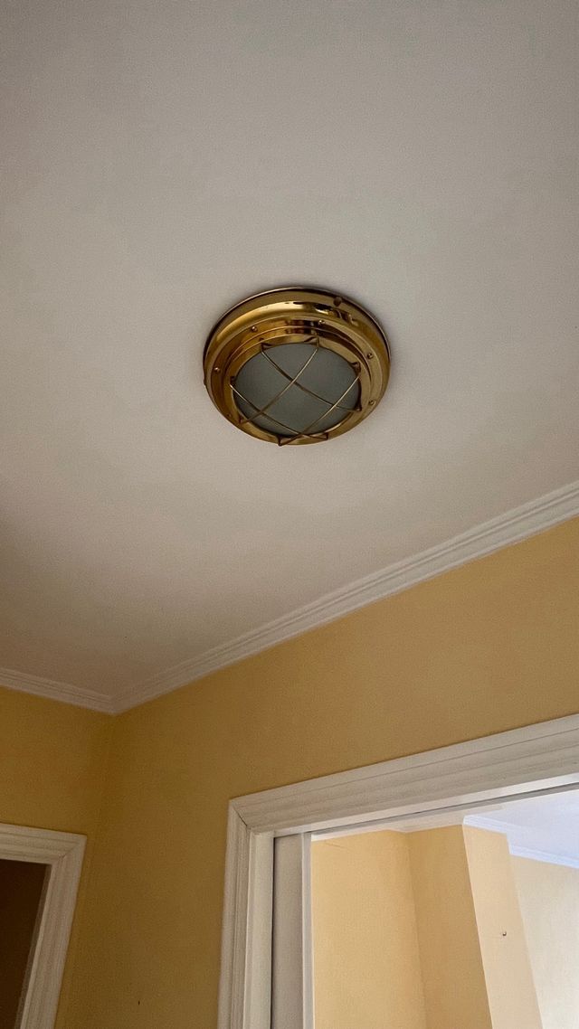 Lámpara Techo Náutica Dorada