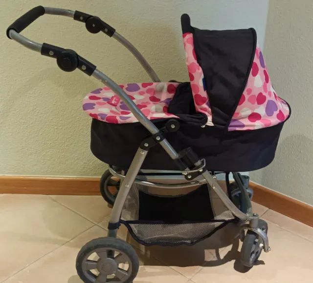Cochecito y silla de paseo para muñecas