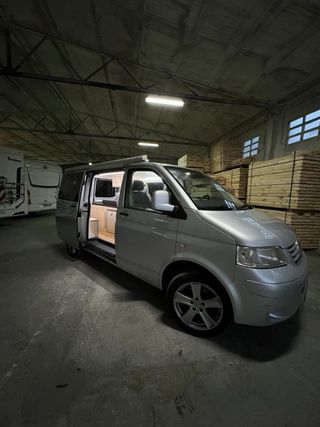Volkswagen Transporter T5 2006