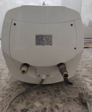 Calentador eléctrico Edesa 50L