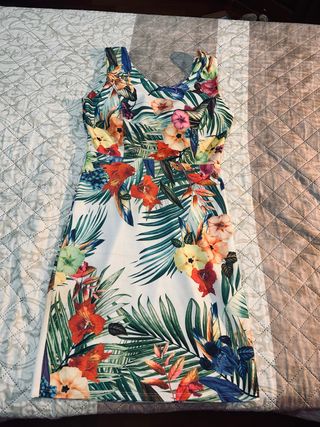 Vestido estampado tropical