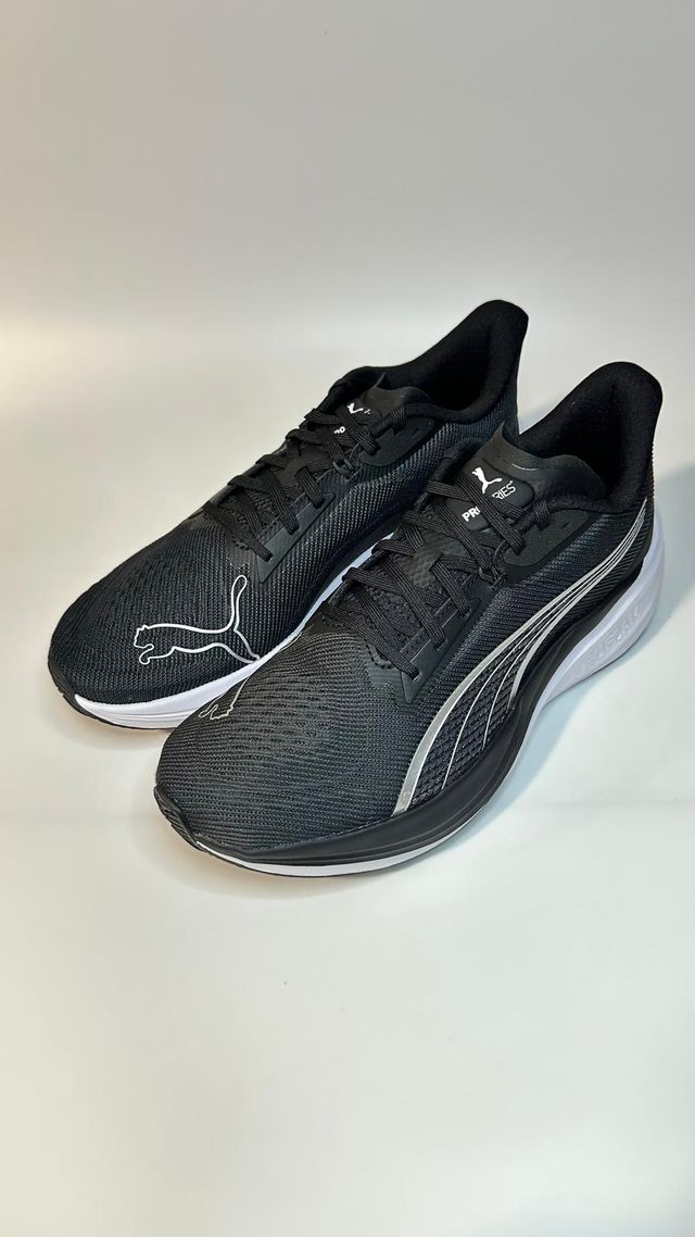 Puma Darter Pro Black/White - Size 42