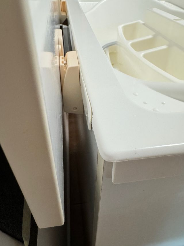 Cuna Micuna y mueble cambiador/bañera.