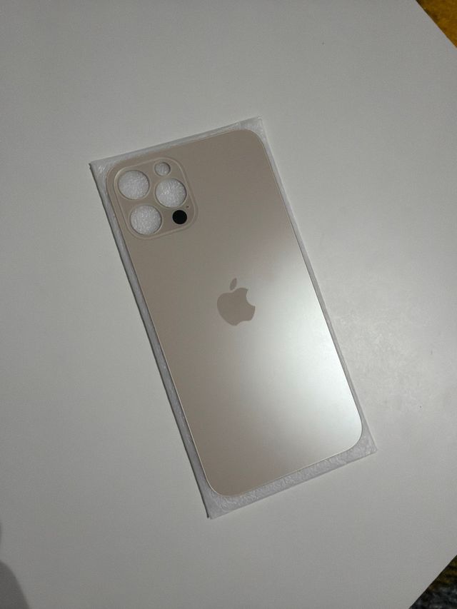 Tapa Trasera iPhone 12 Pro Dorada Nueva