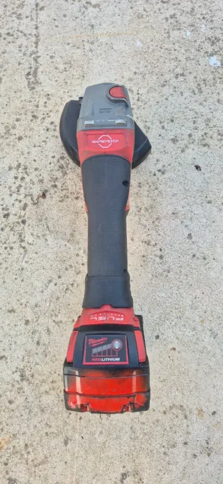 Amoladora Milwaukee M18 FUEL 125mm