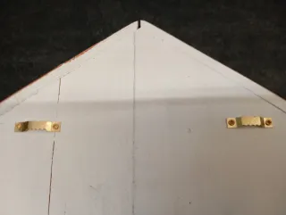 Casita colgador madera hecho a mano