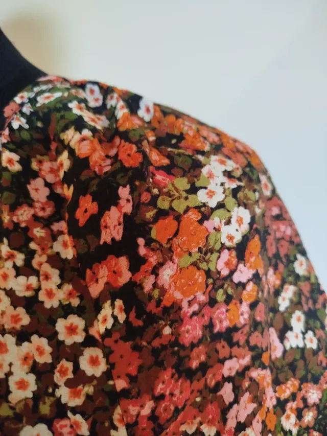 Vestido H&M floral talla L