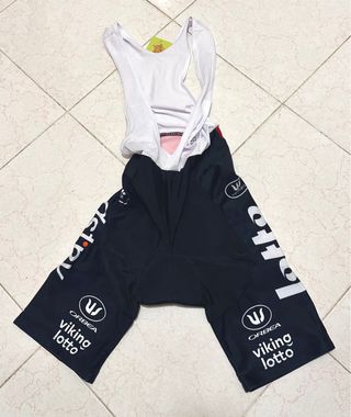 Completo Ciclismo Lotto Dstny M