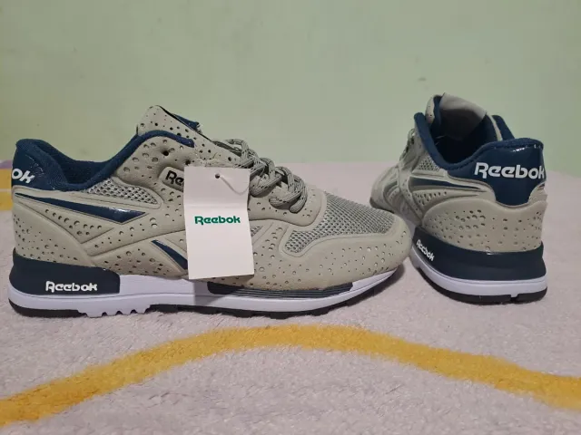 Zapatilla Reebok Gris y Azul