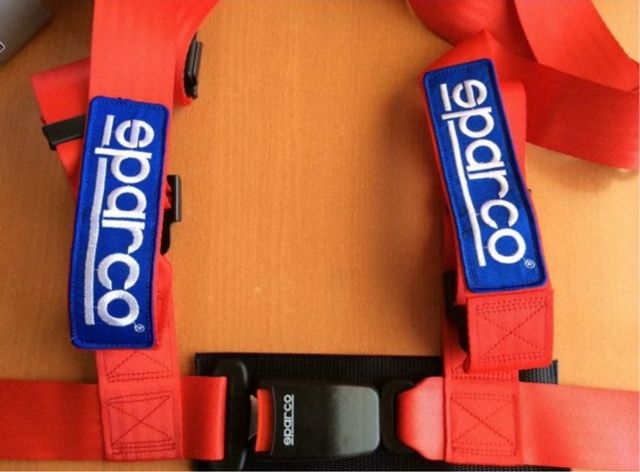 Arnés Sparco 4 puntos Rojo/Azul/Negro