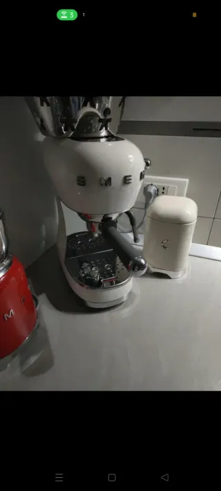 Macchina Caffè Smeg Bianca