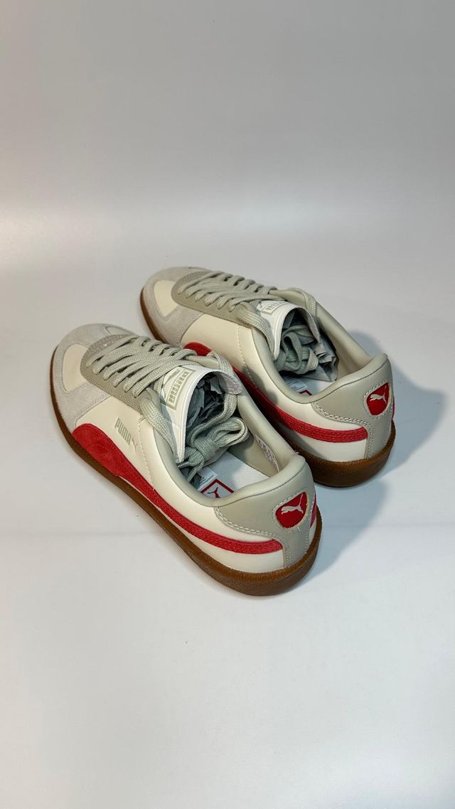 Puma Cream/Red -Size 42 1/2