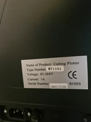 Nuovo plotter da taglio professionale 110 inutilizzato