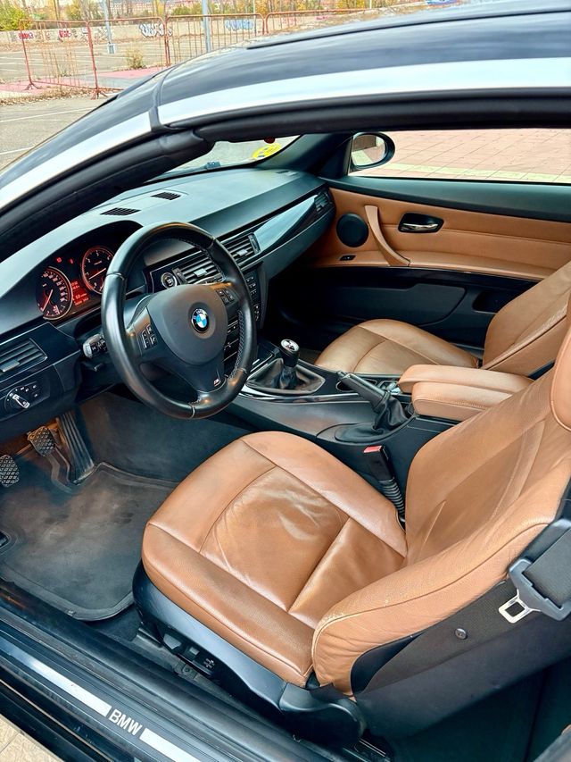 BMW 330d cabrio NACIONAL,MANUAL