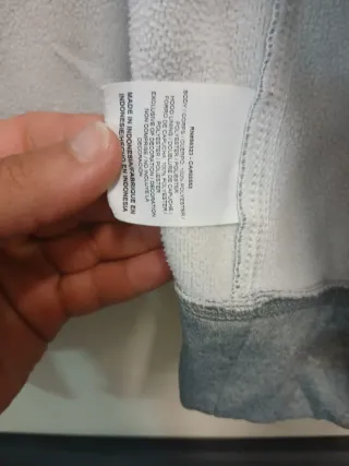 Vendo Felpa Nike Therma-Fit con Cappuccio