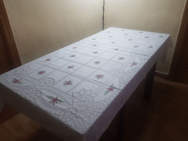 Mantel y 8 servilletas