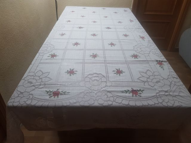 Mantel y 8 servilletas