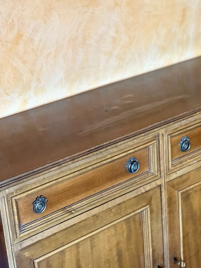 Aparador de madera 3 cuerpos