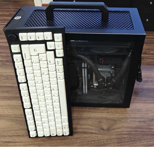 Caja PC Lian Li O11 Mini Negra