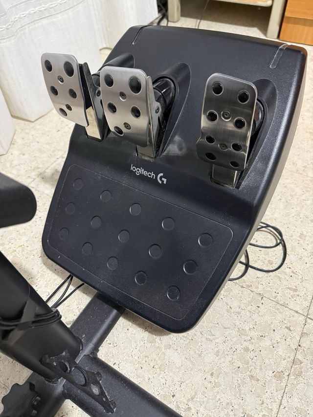 Se vende cockpit SIN volante