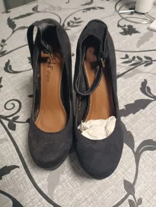 Zapatos de tacón H&F Shoes negros