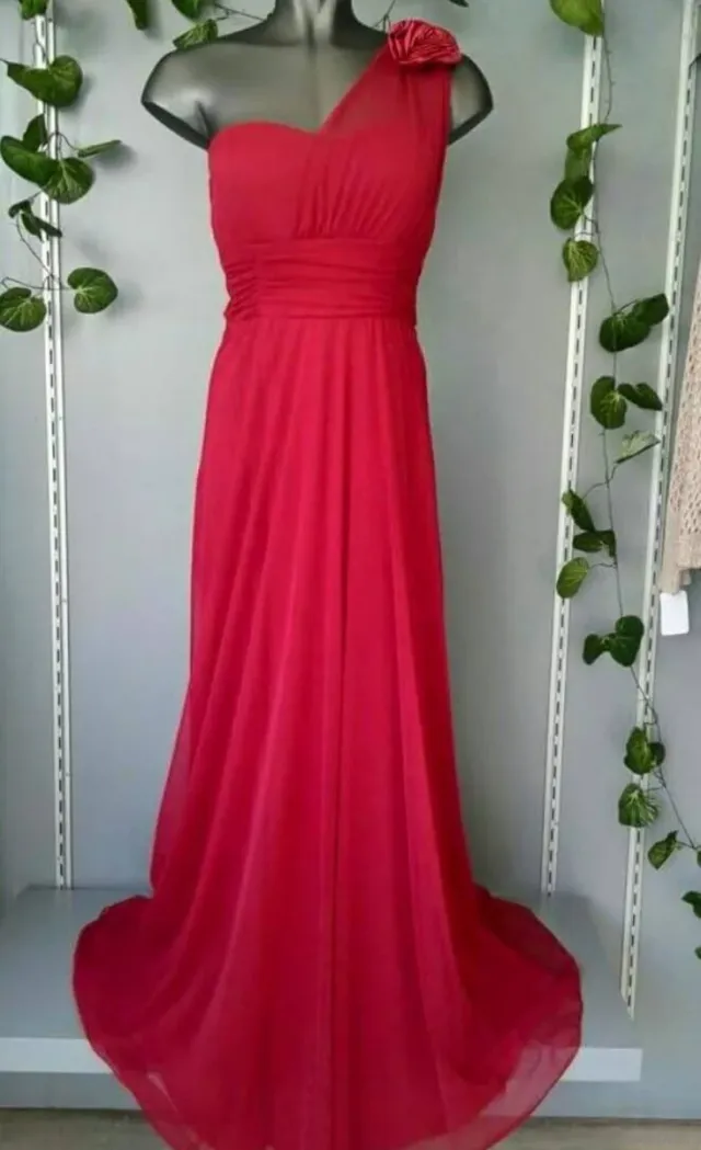 Vestido largo rojo de fiesta