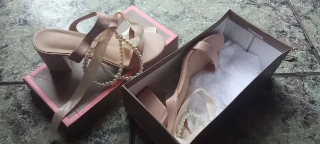 Sandalias Beige Perlas